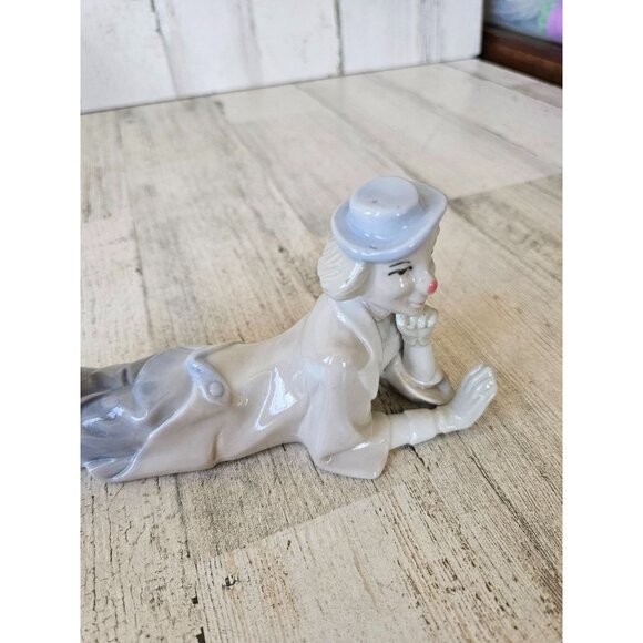 Albert Price clown ball figurine statue circus - Picture 8 of 9